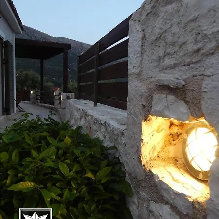 House Of Joy With 3 Bedrooms And Great Views Σπίτι διακοπών Αγία Ευφημία