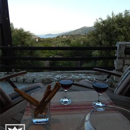 House Of Joy With 3 Bedrooms And Great Views Αγία Ευφημία