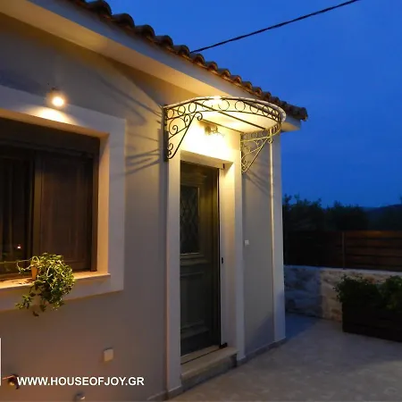 House Of Joy With 3 Bedrooms And Great Views Σπίτι διακοπών *